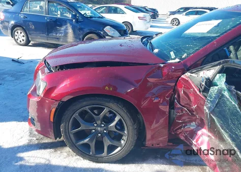 2023 Chrysler 300 300S z USA, uszkodzony, nr VIN 2C3CCABT7PH577524